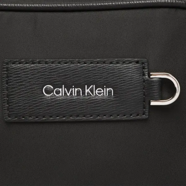 Calvin Klein - Ανδρική Τσάντα Ώμου / Χιαστί K50K510037-BAX Μαύρο K50K510037-BAX