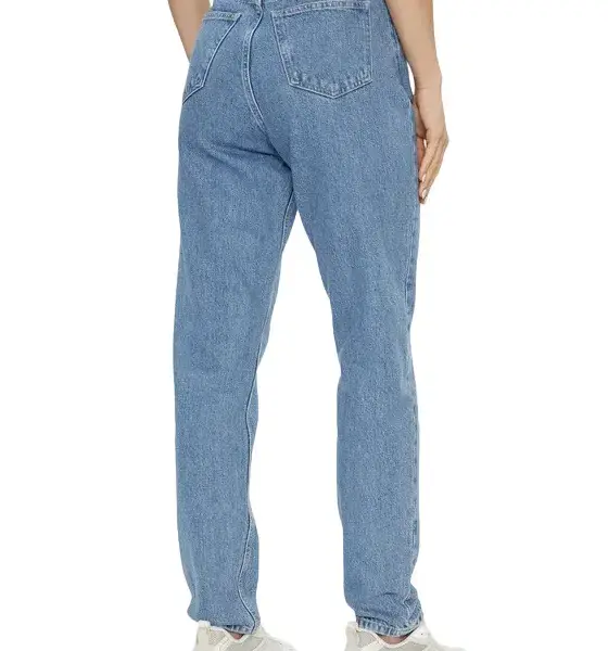 calvin klein Γυναικείο Παντελόνι jean σε mom Εφαρμογή j20j222153 1aa Μπλε