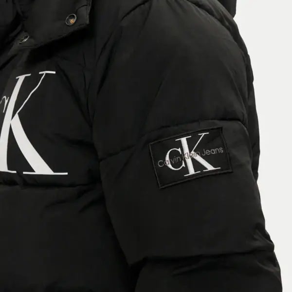 Calvin Klein - Ανδρικό Μπουφάν Essentials Non Down Jacket J30J326104-BEH Μαύρο J30J326104-BEH