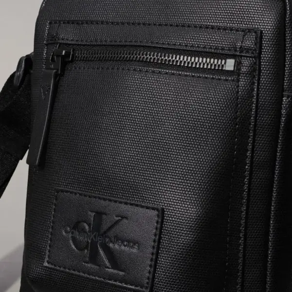 Calvin Klein - Ανδρική Τσάντα Ώμου Χιαστί K50K512036-BEH Μαύρο