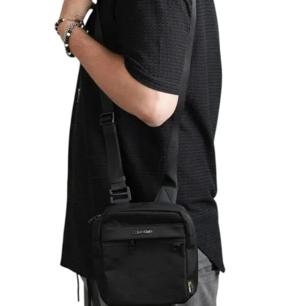 Calvin Klein - Ανδρική Τσάντα Ώμου / Χιαστί Remote Conv Reporter S Bag K50K509577-BAX Μαύρο K50K509577-BAX