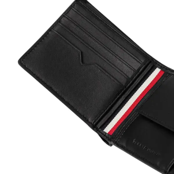 Tommy Hilfiger - Μικρό Ανδρικό Πορτοφόλι Th Business AM0AM13038-BDS Μαύρο AM0AM13038-BDS