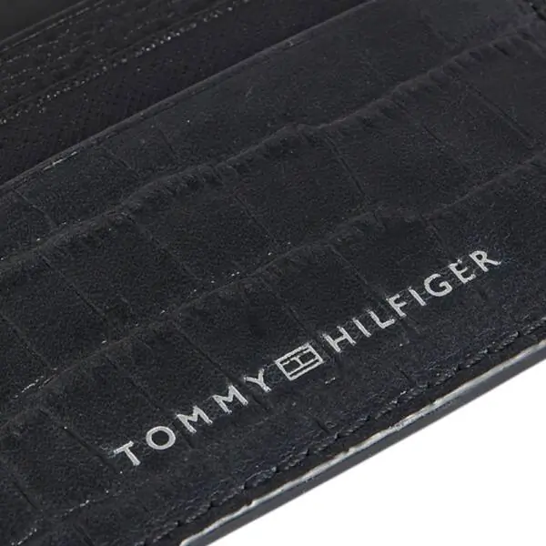 Tommy Hilfiger - Ανδρική θήκη καρτών Texture Leather Credit Cardholder AM0AM12318-BDS Μαύρο AM0AM12318-BDS