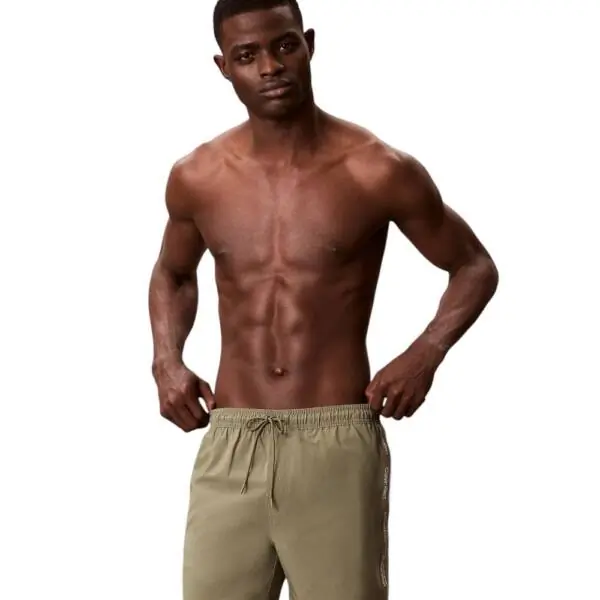 Calvin Klein - Ανδρικό Μαγιό Σορτς Core Solid LV00N61002-LDI Πράσινο LV00N61002-LDI