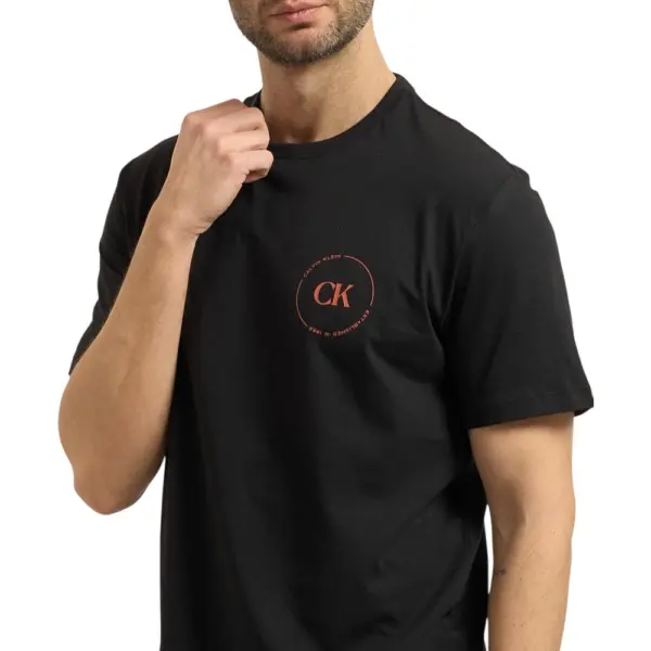 Calvin Klein - Ανδρικό T-shirt Linear Logo Regular Fit LV04RF801G-UB1 Μαύρο LV04RF801G-UB1