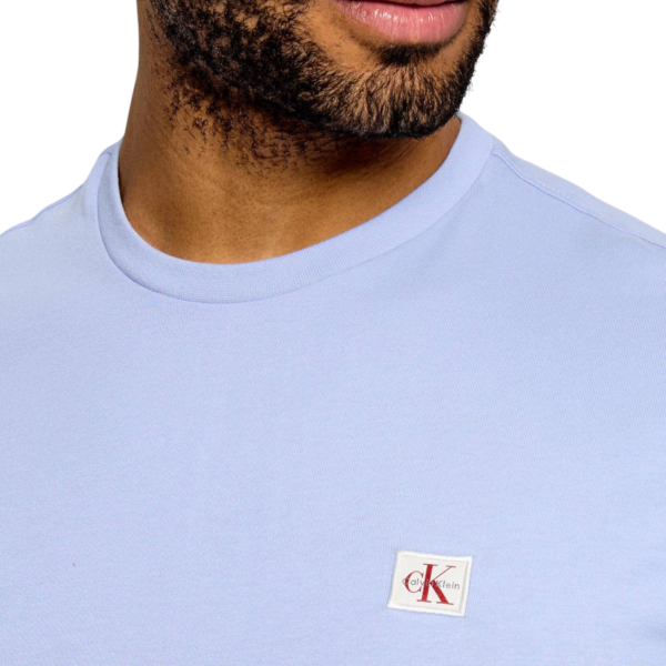 Calvin Klein - Ανδρικό T-shirt Cotton Badge Regular Fit LV04RC272G-TKF Μπλε Του Ουρανού LV04RC272G-TKF
