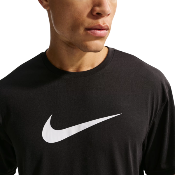 Nike - Ανδρική Αντηλιακή Μπλούζα Short Sleeve Hydroguard NESSG523-001 Μαύρο NESSG523-001