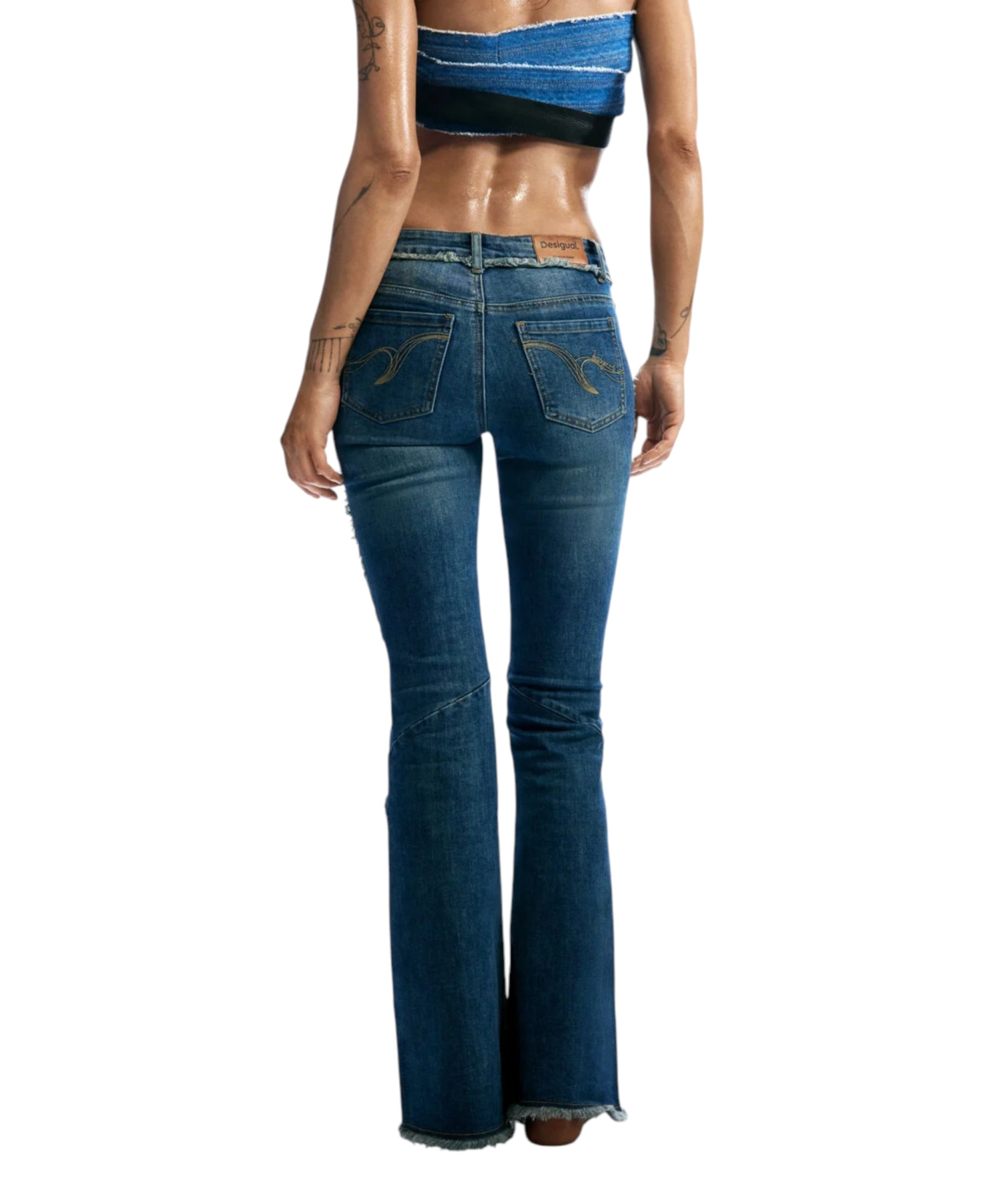 Desigual – Γυναικείο Παντελόνι Τζιν Bootcut 26SWDD09-5008 Μπλε (7) Desigual - Γυναικείο Παντελόνι Τζιν Bootcut 26SWDD09-5008 Μπλε 26SWDD09-5008