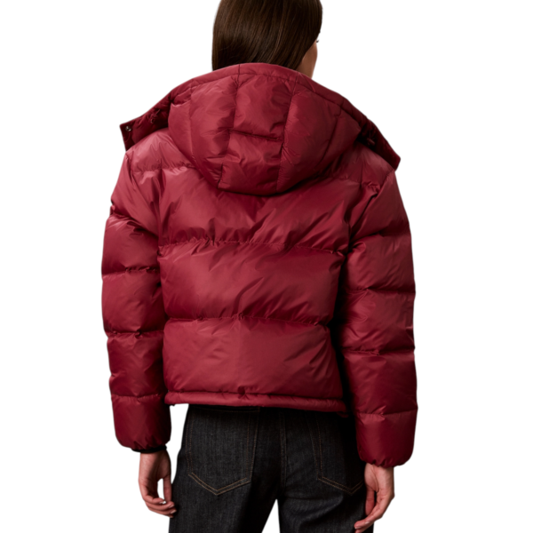 Calvin Klein - Γυναικείο Μπουφάν Short Down Puffer relaxed Fit LV047H500G-VG5 Μπορντό LV047H500G-VG5