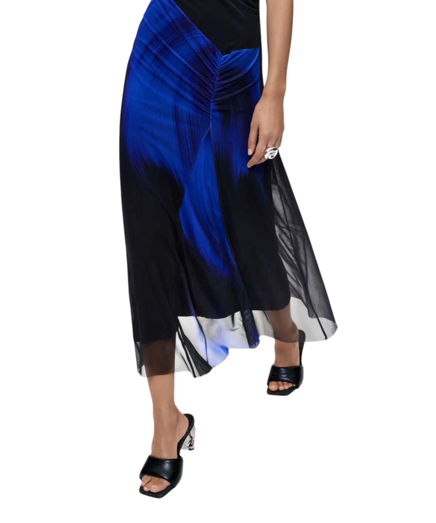 Desigual – Γυναικείο Midi Πλεκτό Φόρεμα Estambul 26WWVK26-5023 Μαύρο Μπλε (3) Desigual - Γυναικείο Midi Πλεκτό Φόρεμα Estambul 26WWVK26-5023 Μαύρο/ Μπλε 26WWVK26-5023