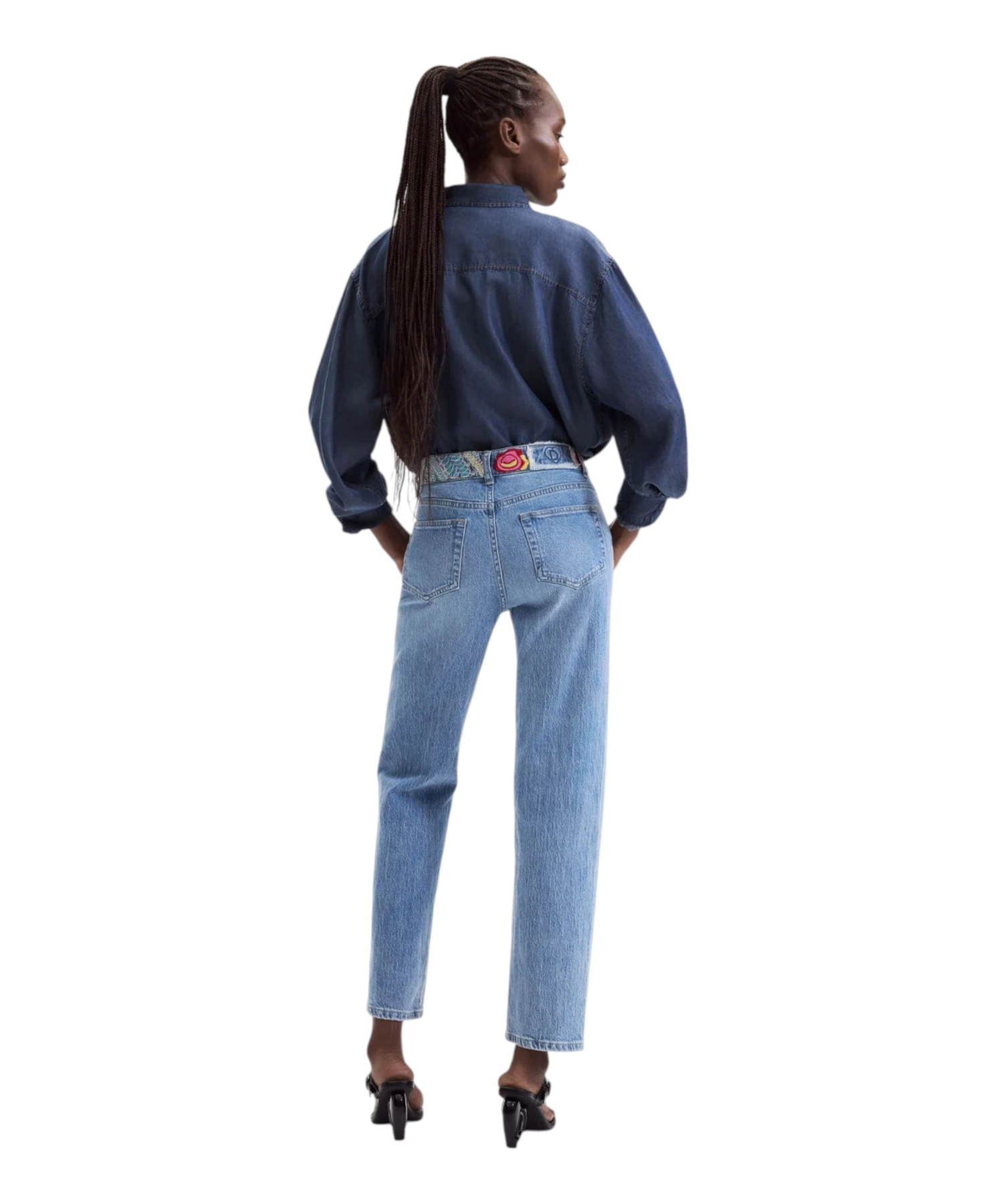 Desigual – Γυναικείο Τζιν Παντελόνι Woodstock 26WWDD06-5053 Μπλε Ανοιχτό (4) Desigual - Γυναικείο Τζιν Παντελόνι Woodstock 26WWDD06-5053 Μπλε Ανοιχτό 26WWDD06-5053