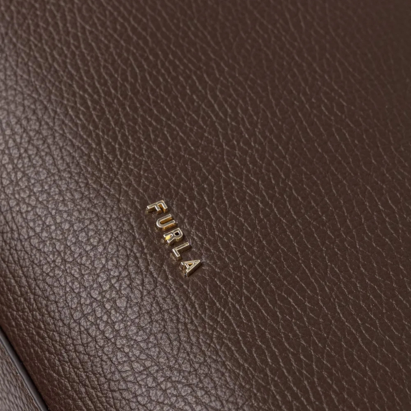 Furla - Γυναικεία Δερμάτινη Τσάντα Ώμου/Χειρός Olivia L Tote WB01940-HSF000-4284S Καφέ WB01940-HSF000-4284S
