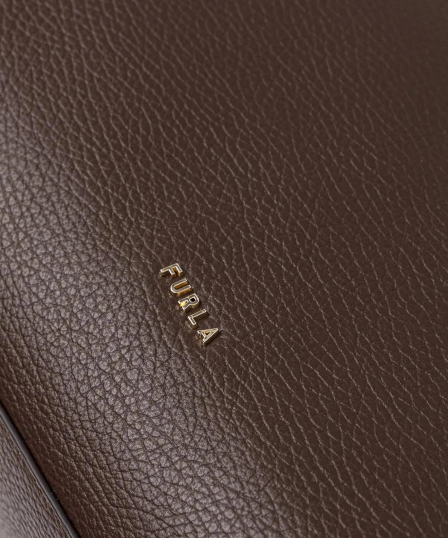 Furla – Γυναικεία Δερμάτινη Τσάντα ΏμουΧειρός Olivia L Tote WB01940-HSF000-4284S Καφέ (1) Furla - Γυναικεία Δερμάτινη Τσάντα Ώμου/Χειρός Olivia L Tote WB01940-HSF000-4284S Καφέ WB01940-HSF000-4284S