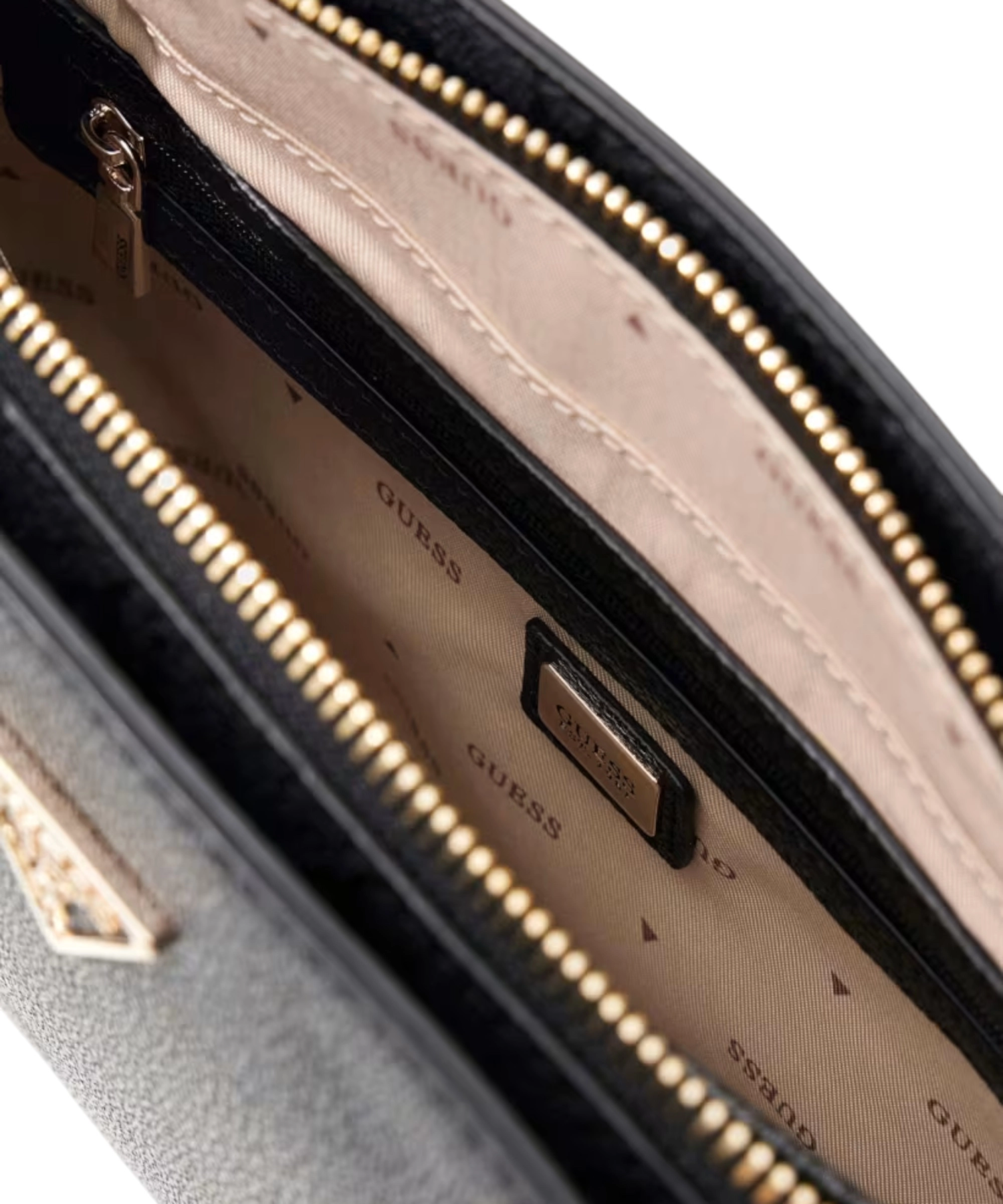 Guess – Γυναικεία Τσάντα Ώμου Noelle II HWBG967205-CLO Μαύρο (3) Guess - Γυναικεία Τσάντα Ώμου Noelle II HWBG9672050-CLO Μαύρο HWBG9672050-CLO