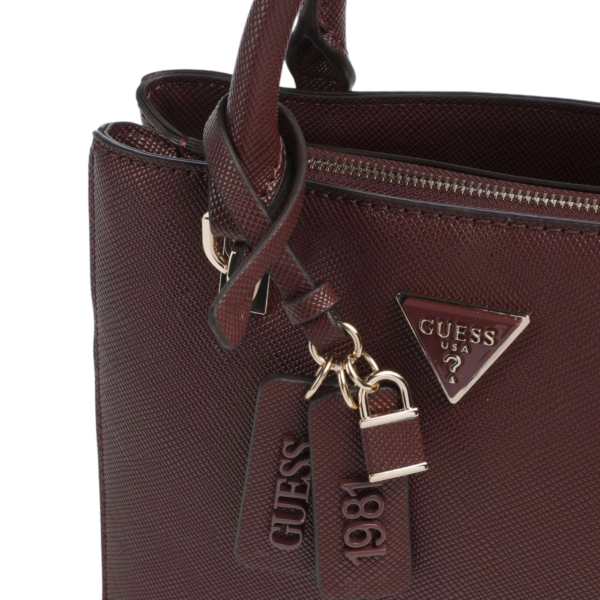 Guess - Γυναικεία Τσάντα Ώμου Noelle II HWZG9672050-BUR Μπορντό HWZG9672050-BUR