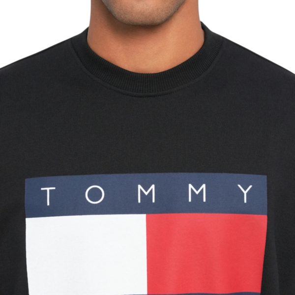 Tommy Hilfiger - Ανδρικό Φούτερ Big Flag Regular Fit DM0DM22643-0GJ Μαύρο DM0DM22643-0GJ